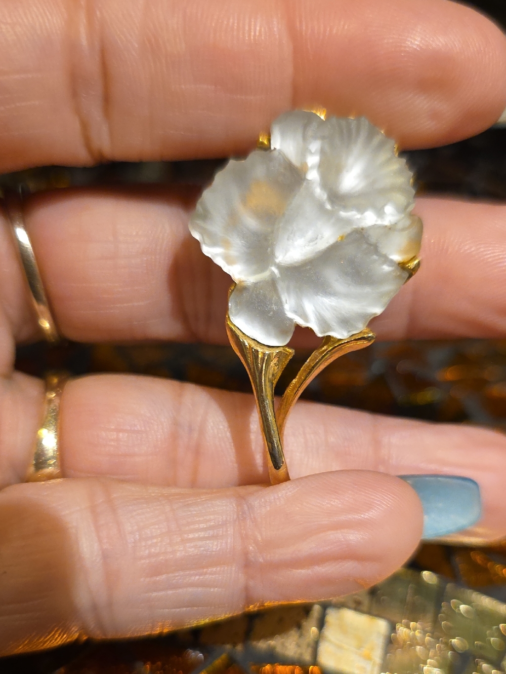 Vintage Gold and Pearlescent White Flower Brooch